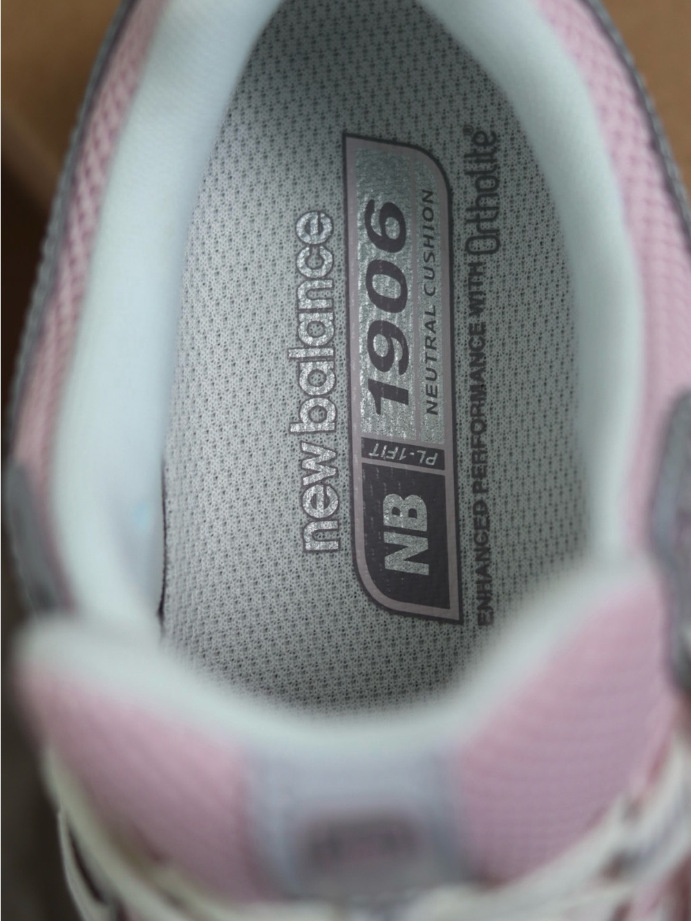 NEW BALANCE 1906 R - Picture 9 of 16